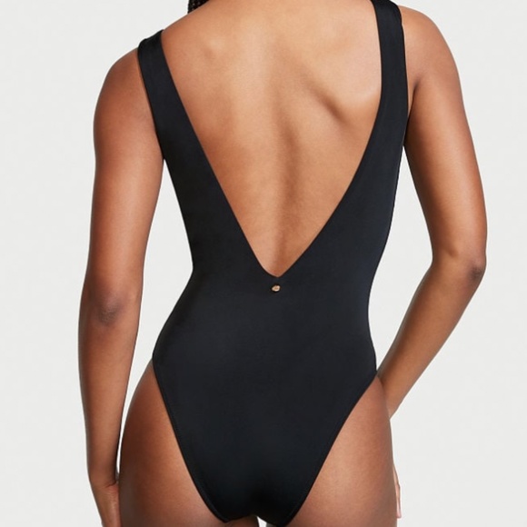 Victoria's Secret Twist One-Piece Plunge Swimsuit - Picture 2 of 2